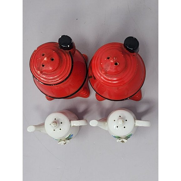 Vintage Red Barrel & White Floral‎ Teapot Salt & Pepper Shakers Set Japan - Picture 10 of 13